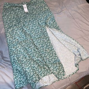 American Eagle High-Waisted Floral Midi Skirt